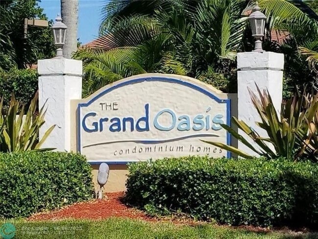 Photo - 5681 Riverside Dr Apartment Unit 104