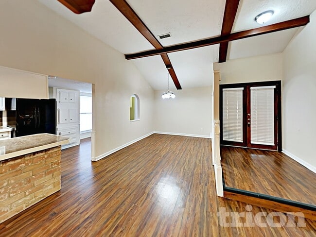 Photo - 16259 Hollow Wood Dr
