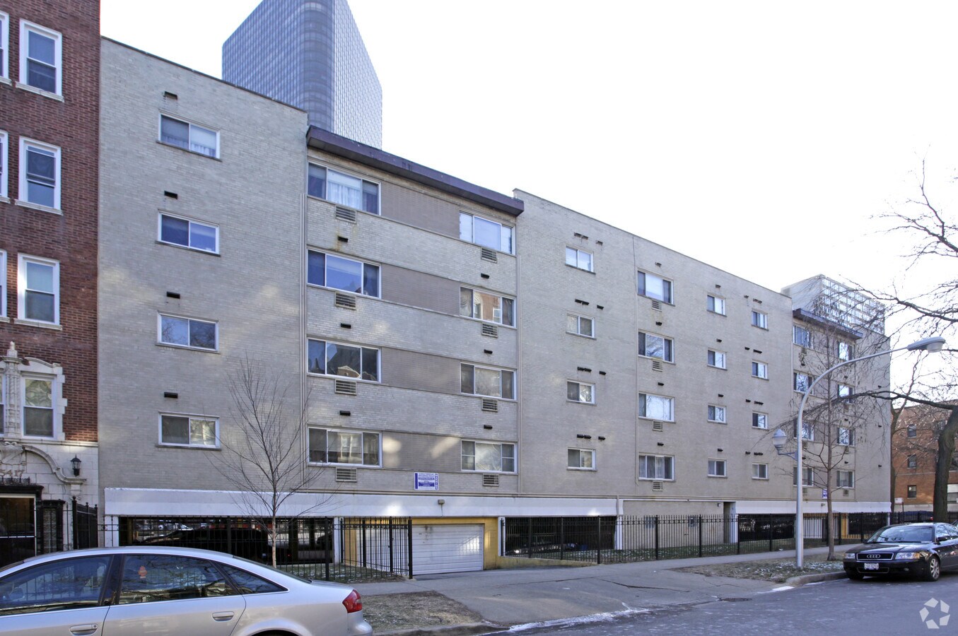 1016 W Balmoral Ave - 1016 W Balmoral Ave