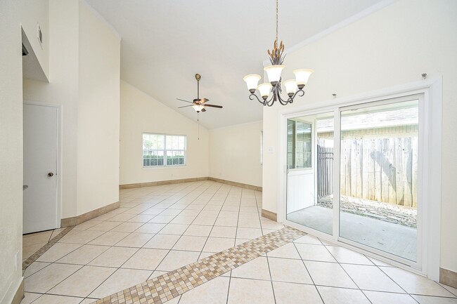 Photo - 12718 Monaco Rd