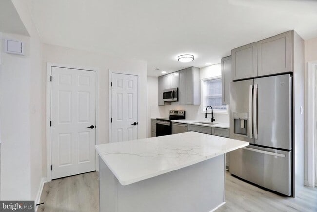 Photo - 35355 Hamlin School Ln
