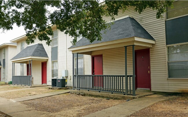 Photo - 4790 Park Towne Way Unit 335