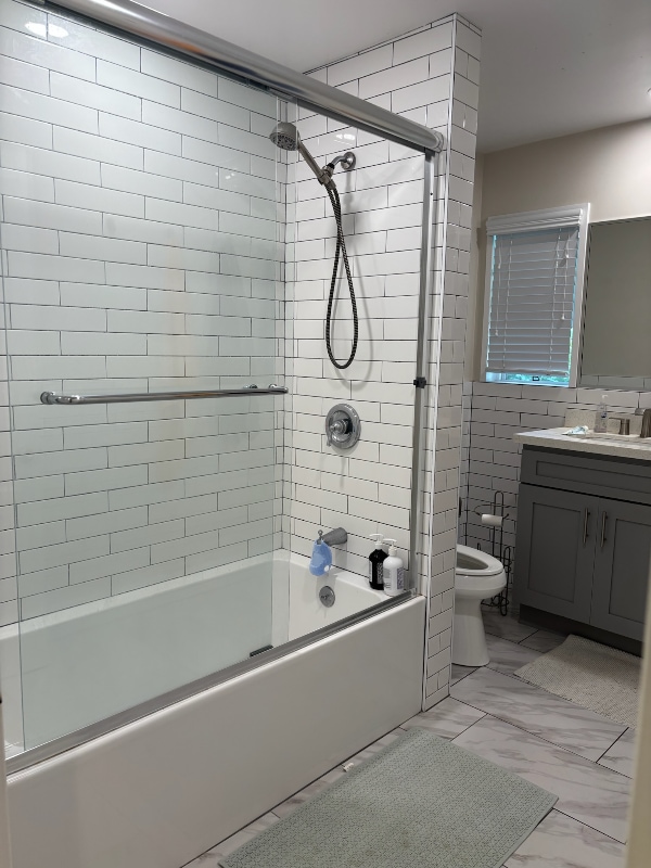 Photo - 835 N Raymond Ave