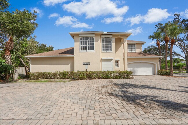 Photo - 479 Tequesta Dr