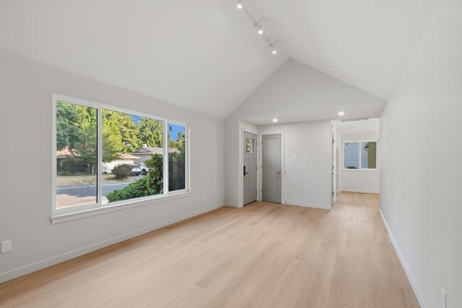 Photo - 13905 121st Ave NE