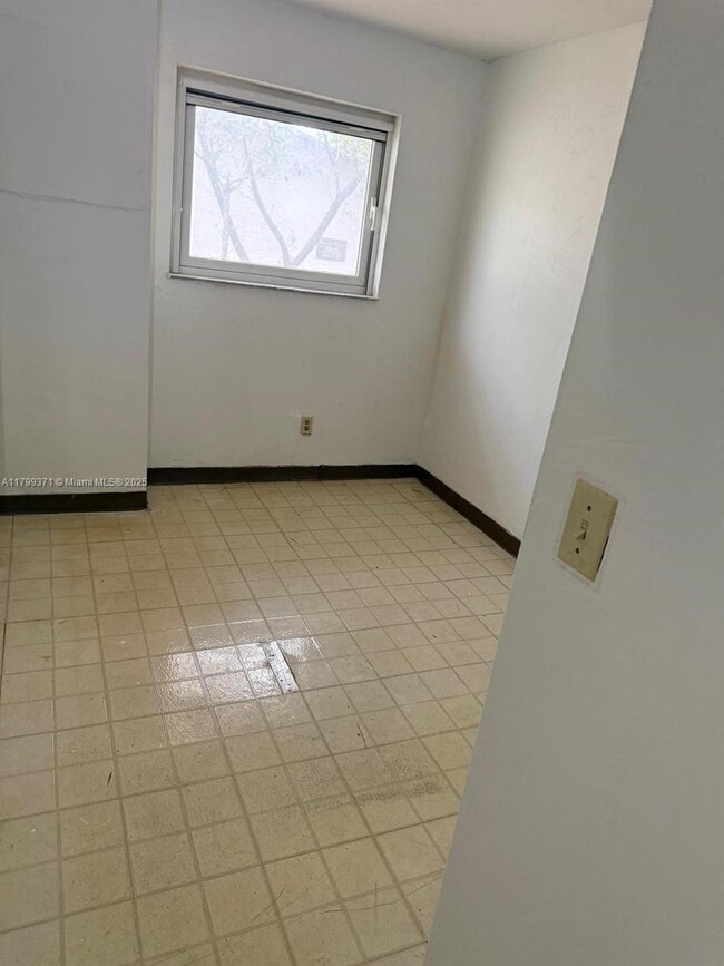 Photo - 1600 NW 4th Ave Unit 16A