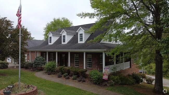 Building Photo - 168 Stewart Hills Dr Rental