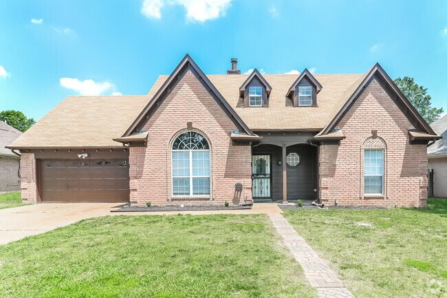 Building Photo - 7780 Meadow Vale Dr Rental