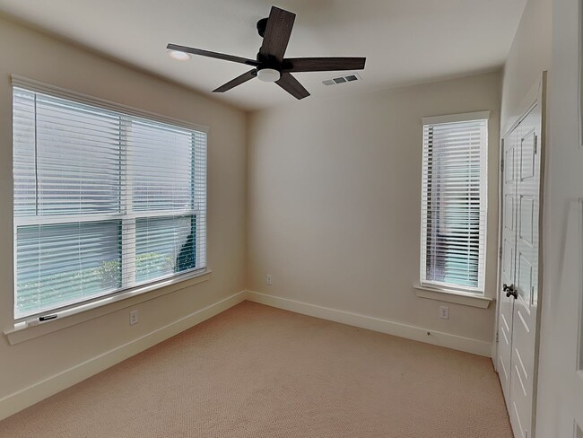 Photo - Fabulous 3-Story Townhouse in Frisco Heigh...