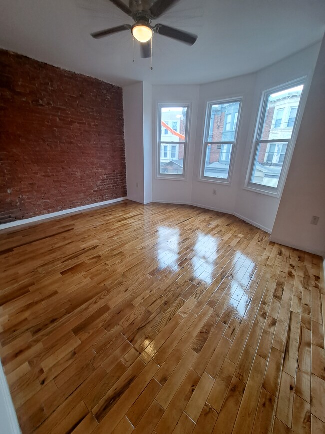 Photo - 1353 Jerome St Unit Upper # 2