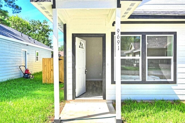 9822 Arbor Oak