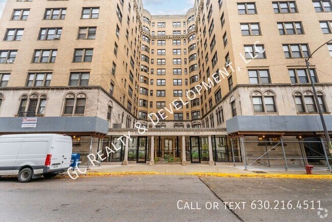 Building Photo - *** 2 WEEKS FREE RENT IN SPACIOUS 1 BED IN... Unit D6 Rental