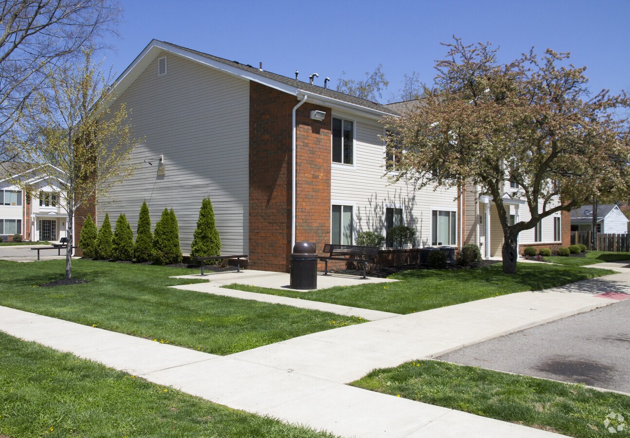 Photo - Trail West Apartments