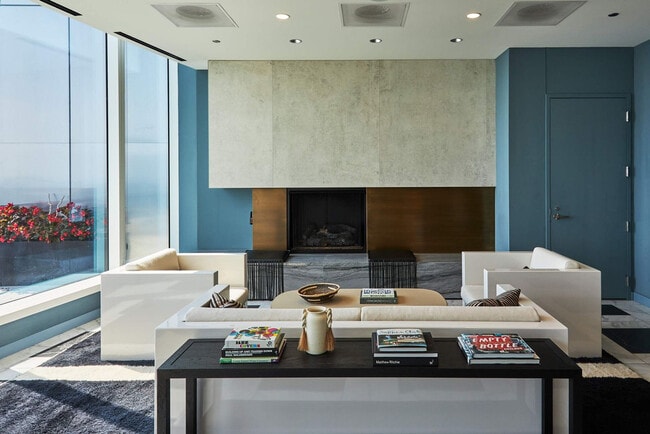 Photo - 1000 S Michigan Ave Unit FL43-ID1252672P