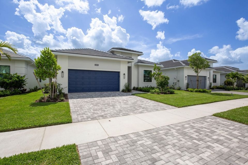 Photo - 5576 Captiva Ln (Westlake, FL)