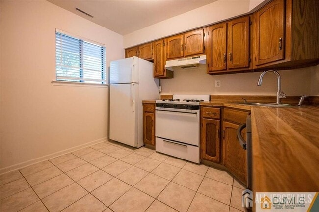 Photo - 12 Sunflower Ct