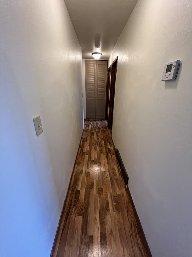 Photo - 7641 N 60th St