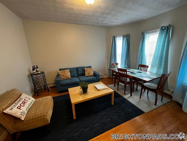 Building Photo - 40 Litchfield St Unit 2 Rental