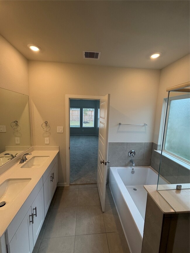 2127 Ranch Hill Dr