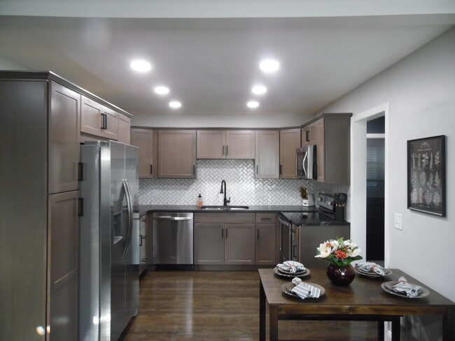 Photo - 829 Laurel Hill Rd
