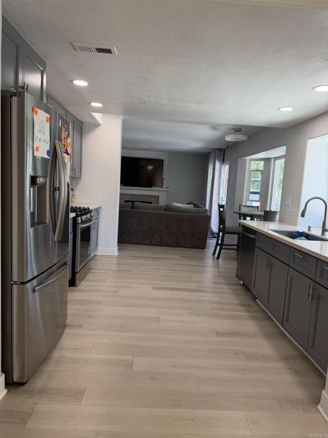 Photo - 10221 Greenleaf Rd