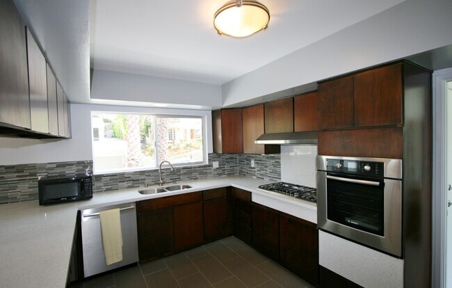 Kitchen with Bosch Appliances - 2657 Zorada Dr