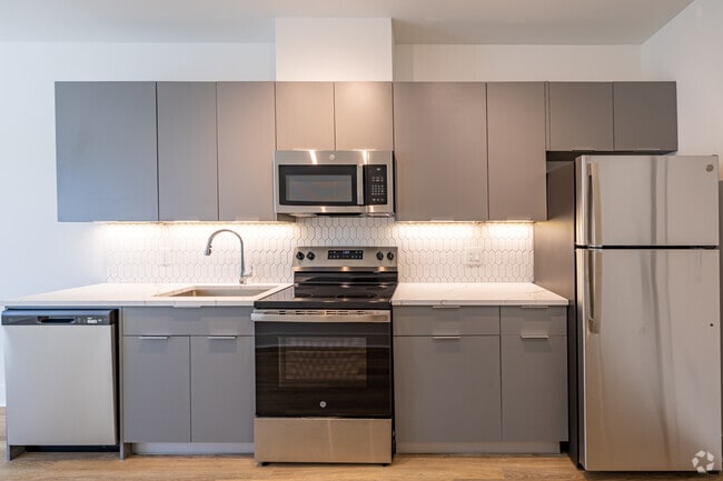 Studio - 383SF - Kitchen