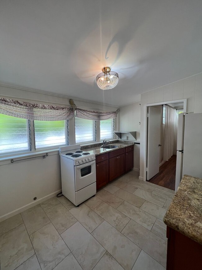 Photo - Recently renovated 1 bedroom, 1 bath, 1 parking in Palolo!