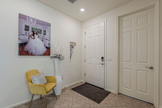 Photo - Modern Comfort Meets Smart Living in Vail!