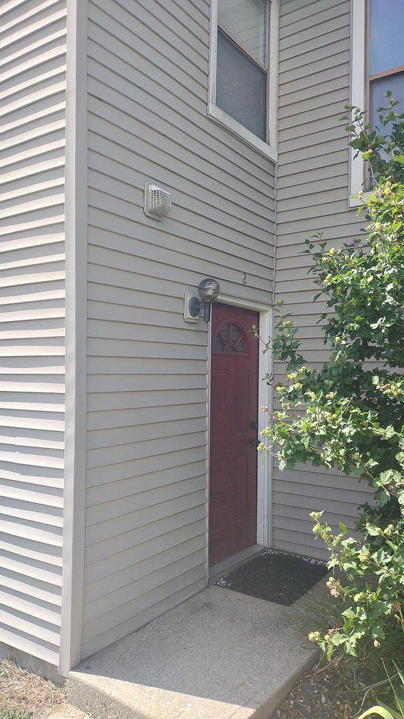 Photo - 2 Old Orchard Ct Townhome