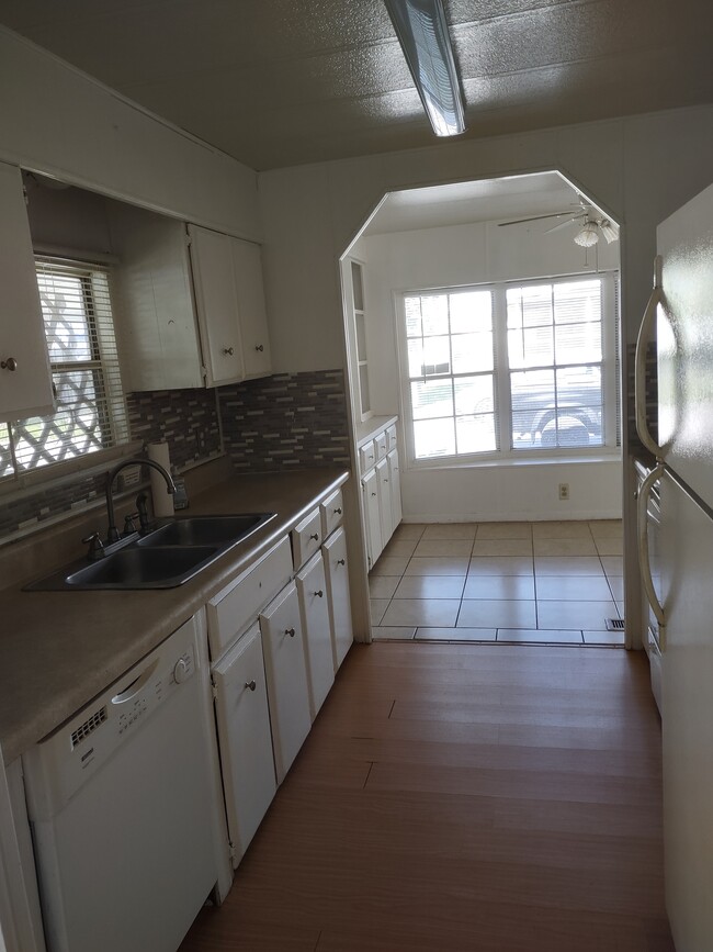 NICE KITCHEN WITH DISHWASHER - 6120 Biscaya Ave