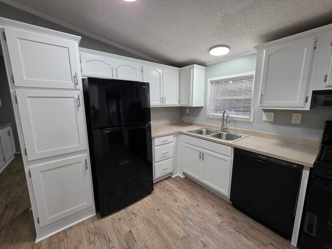 Photo - 3701 Juniper St