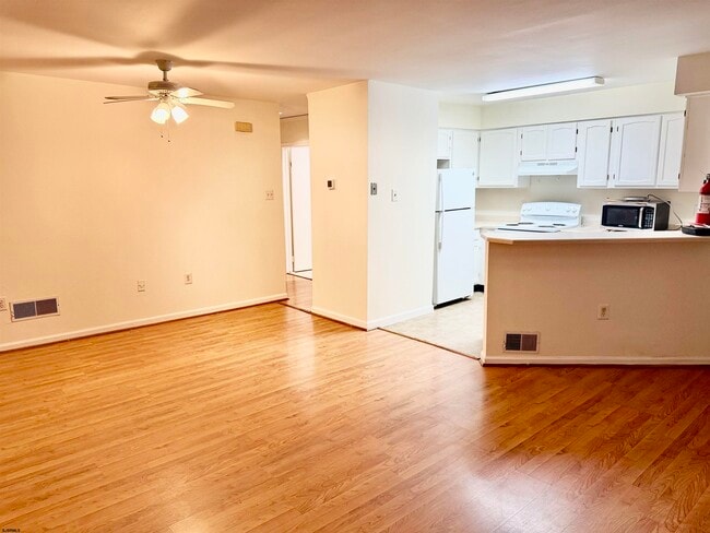 Photo - 1444 Mediterranean Ave Unit 1444B