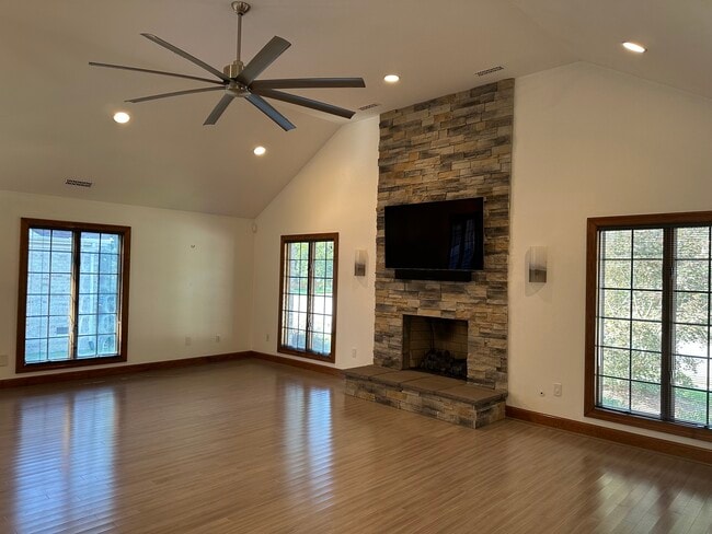 Photo - 1416 Shenandoah Pkwy