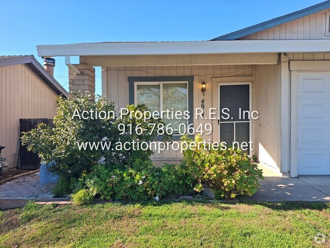 Building Photo - 2 Bed, 2 Bath - 1 Car Garage - Duplex - Pr... Rental