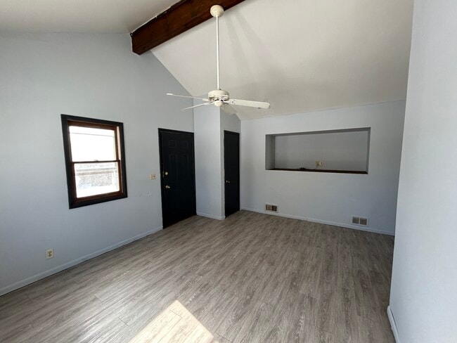 Photo - 214 N California Ave