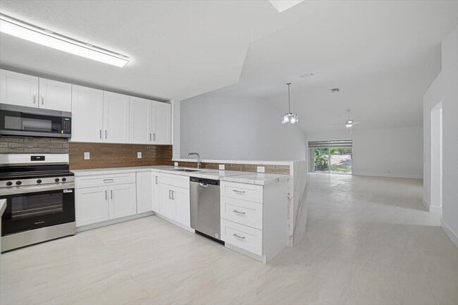 Photo - 4112 Pine Ridge Ln