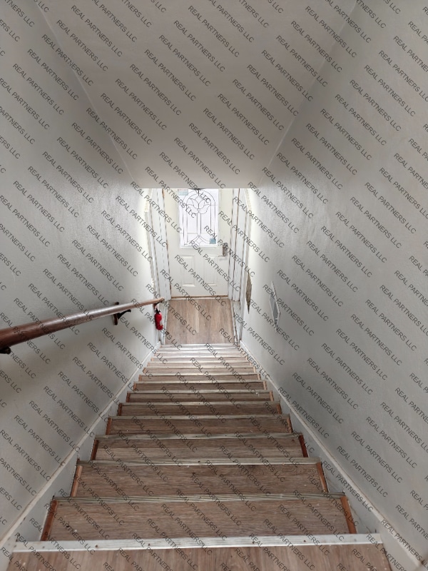 Photo - 417 W 14th St Unidad 3