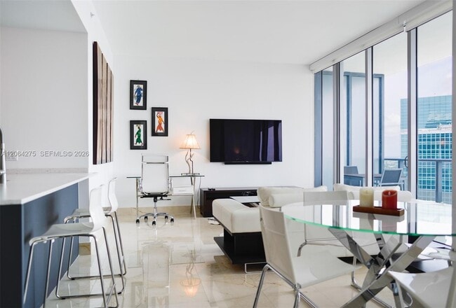Photo - 1300 Brickell Bay Dr Unit 4300