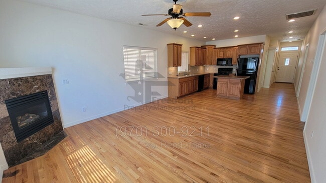 Photo - 555 Garden Grove Ct