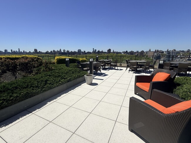 Photo - 1280 Fifth  apt. 15B