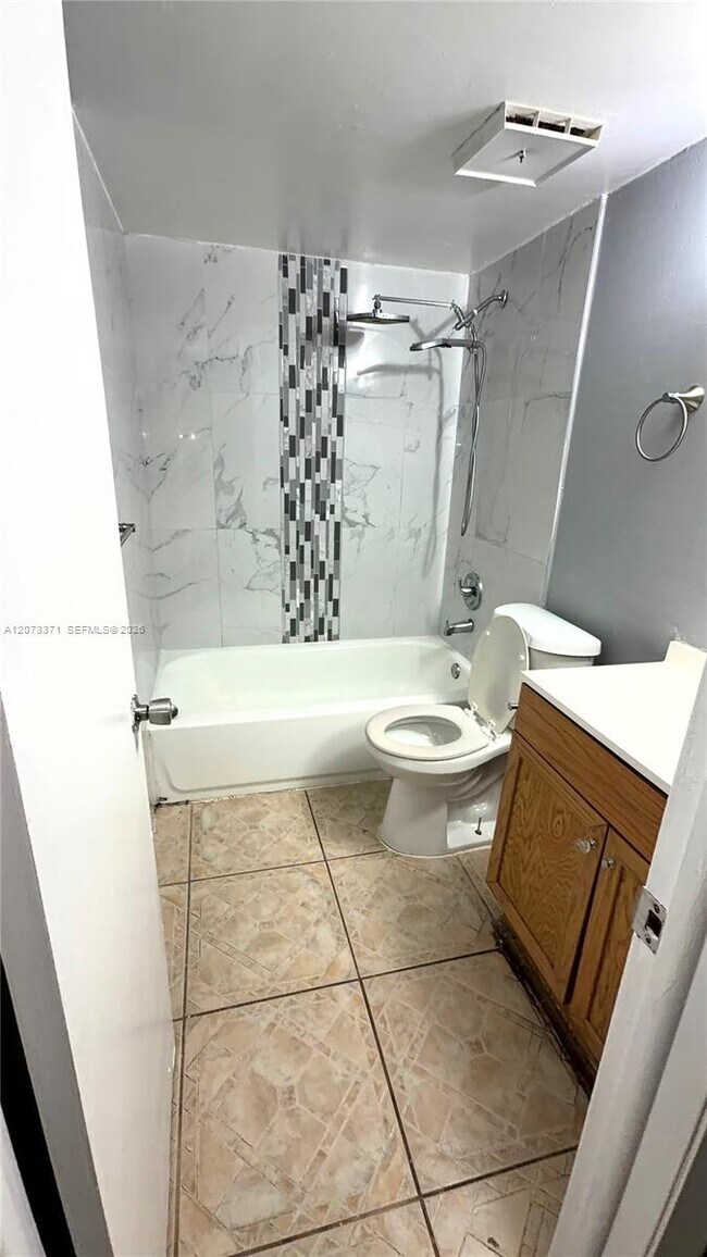 Photo - 3470 Foxcroft Rd Unit 108