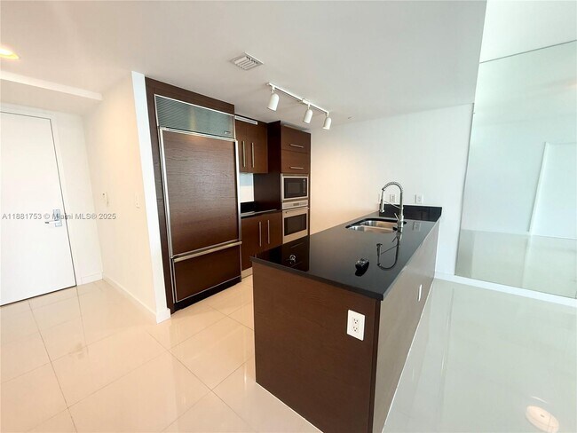 Photo - 475 Brickell Ave Unit 4812