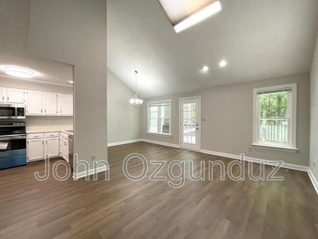 Photo - 5108 Sinclair Dr