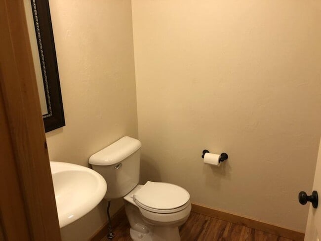 Photo - 1043 Rd Runner Dr