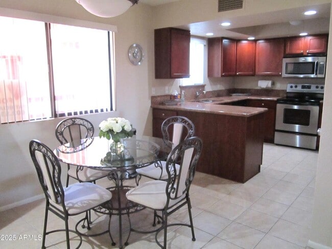 Photo - 12212 N Paradise Village Pkwy W Unit 449