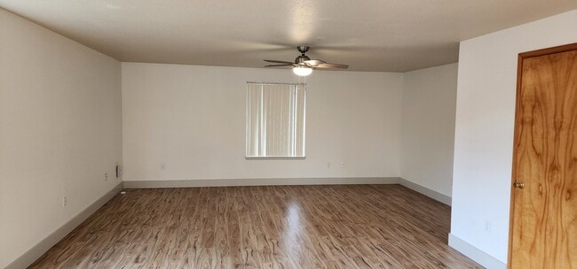 Photo - 1008 SE Sherrett St