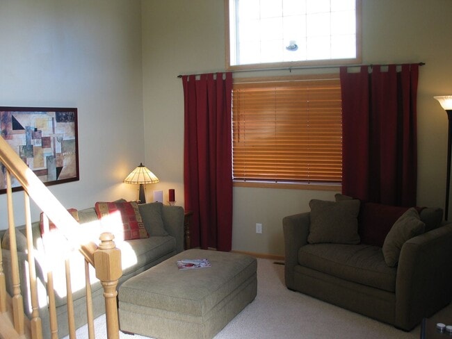 Photo - 17644 Hackberry Ct