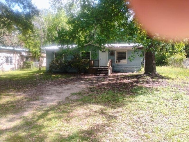 Building Photo - 136 Birchwood Dr