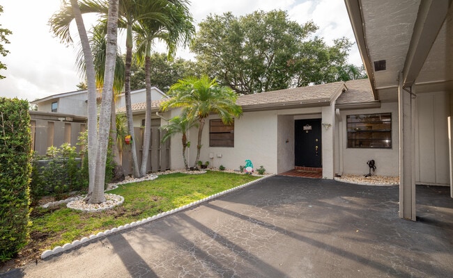Photo - 1873 Deer Creek Wildwood Ln E